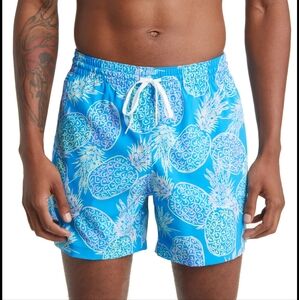 Chubbies Sea Blue Pineapple Print Swimming Trunks Size Medium
